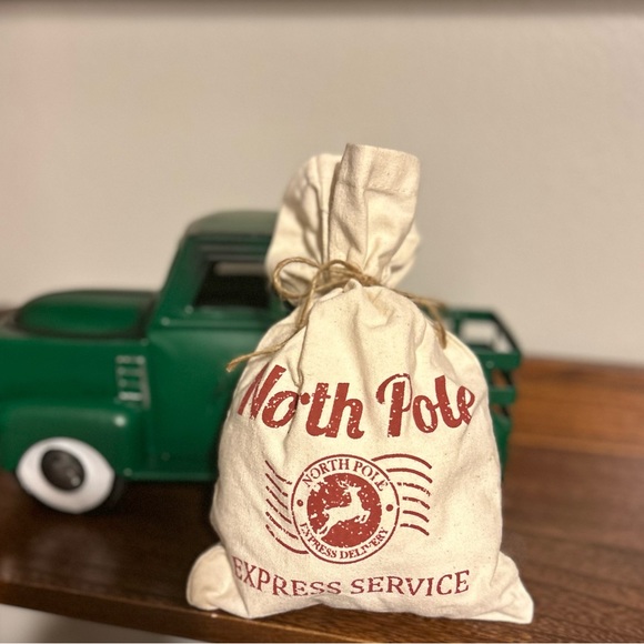 Retro Metal Green Truck - Picture 2 of 4